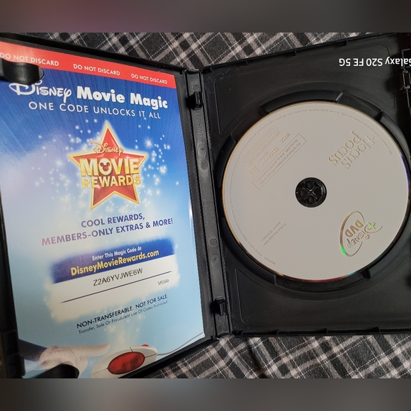 ⭐️Hocus Pocus DVD⭐️ - Picture 3 of 3